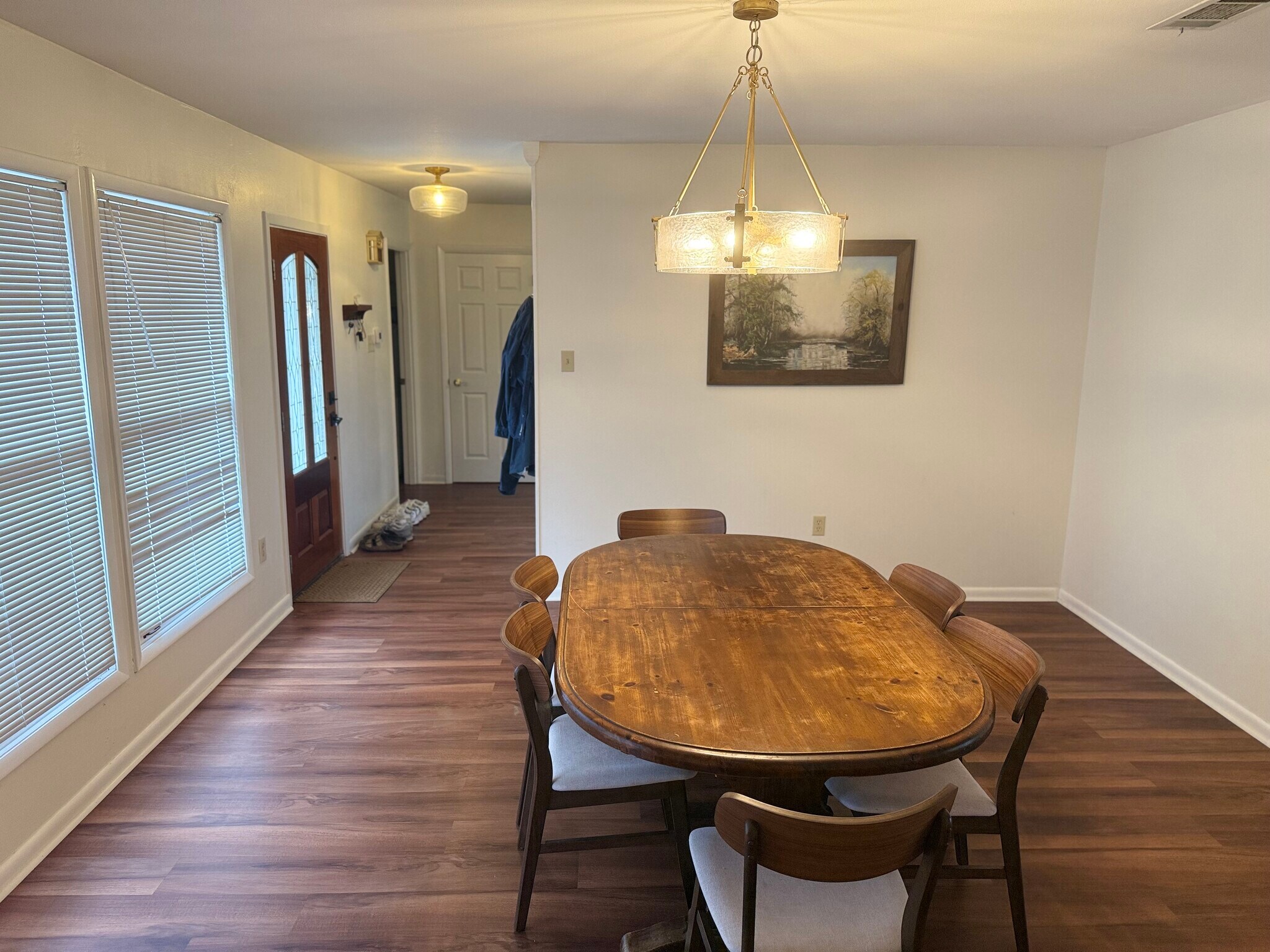 Dining room - 9446 High Point Rd