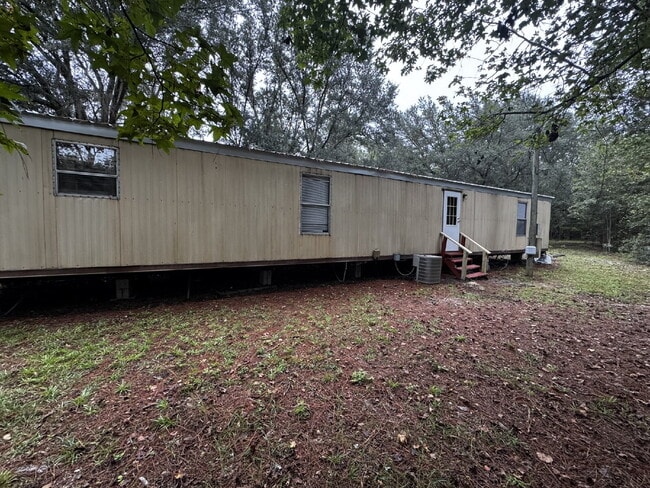 Building Photo - Mobile Home For Rent