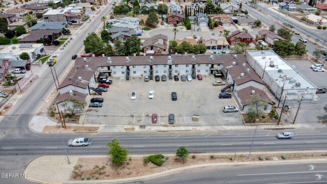 Building Photo - 3030 George Dieter Dr