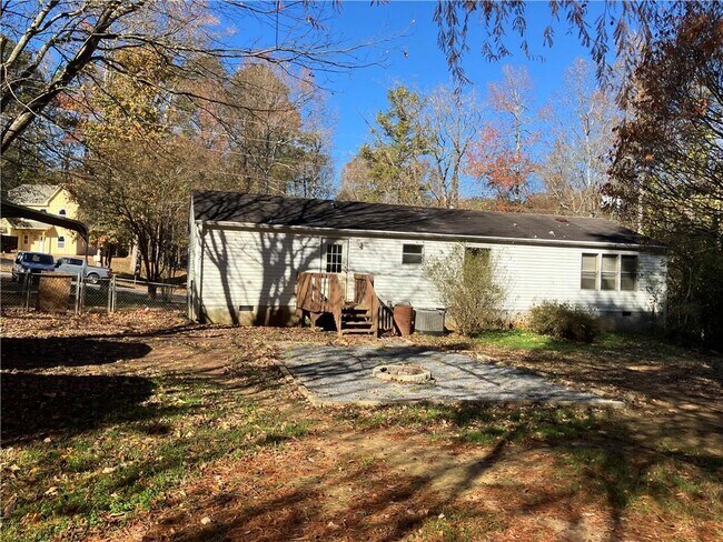 Building Photo - 4593 Catfish Ct SE