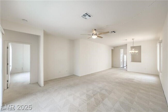 Building Photo - 3520 Kittiwake Rd
