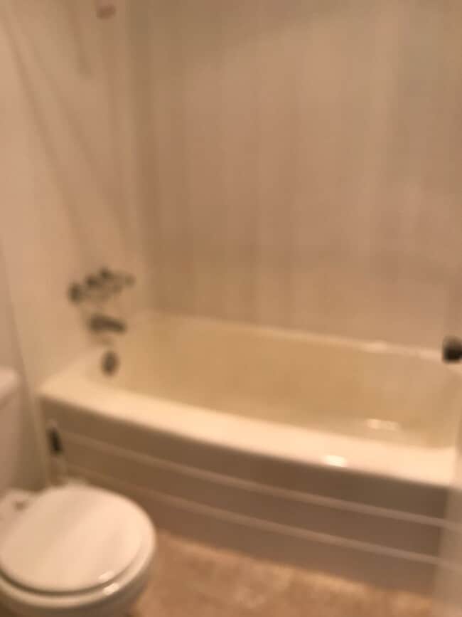 Building Photo - Awesome Remodeled Top Floor condo in Point Loma Tennis Club