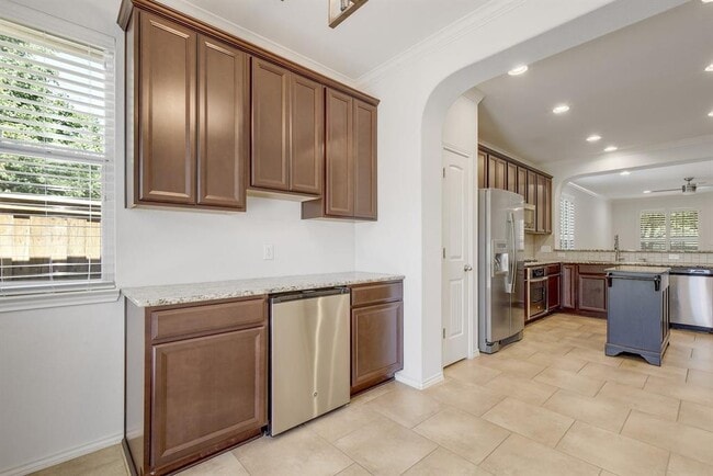 Building Photo - 1209 Salem Park Ct
