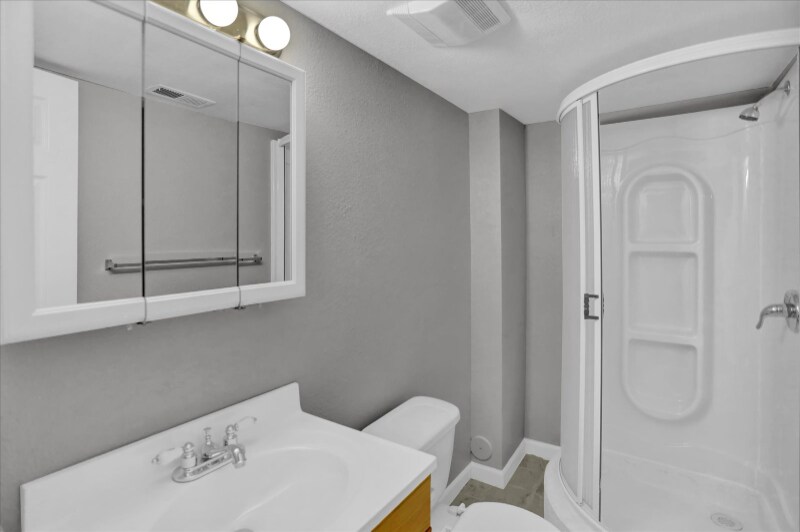 Building Photo - 2532 Plumtree Grove