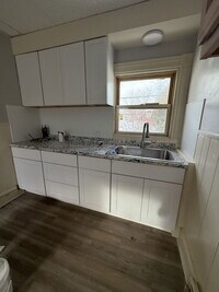 Building Photo - 16 Belmont Ave