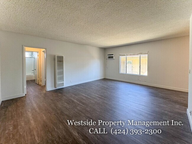 Building Photo - 12031 Pacific Ave