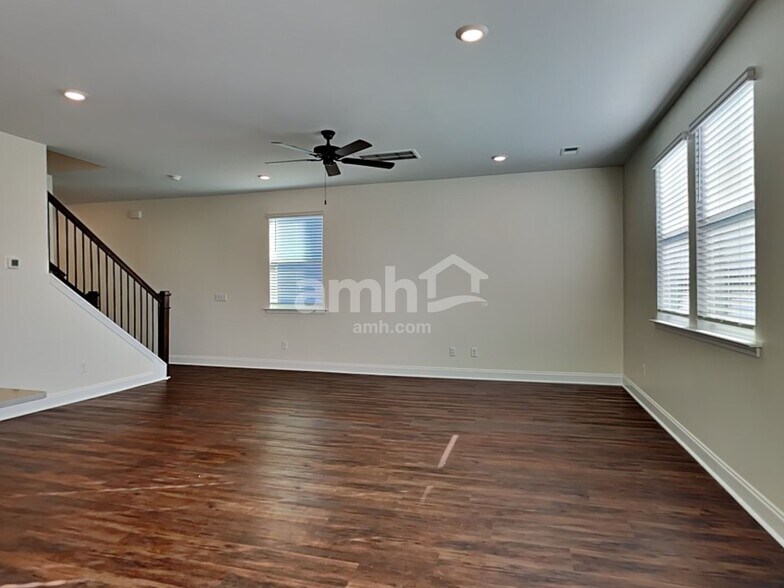 Building Photo - 110 Anthurium Dr