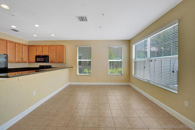 Building Photo - 1326 SW 147th Ter
