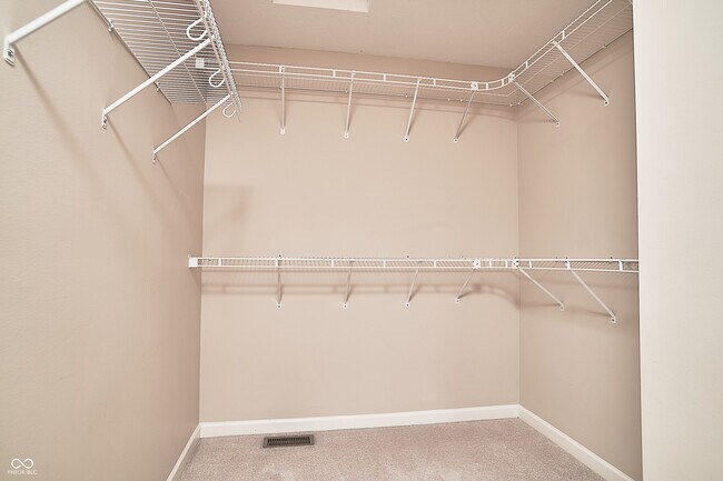 Building Photo - 11202 Timberview Dr