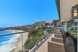 Building Photo - 100 S La Senda Dr