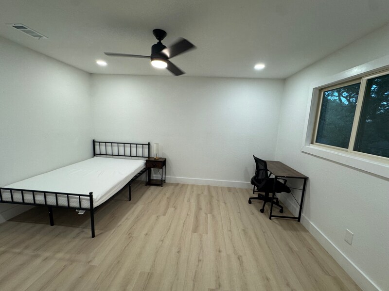 Building Photo - 4209 Everest Ln