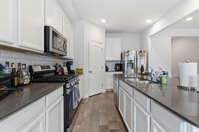 Building Photo - 12017 Texana Trl