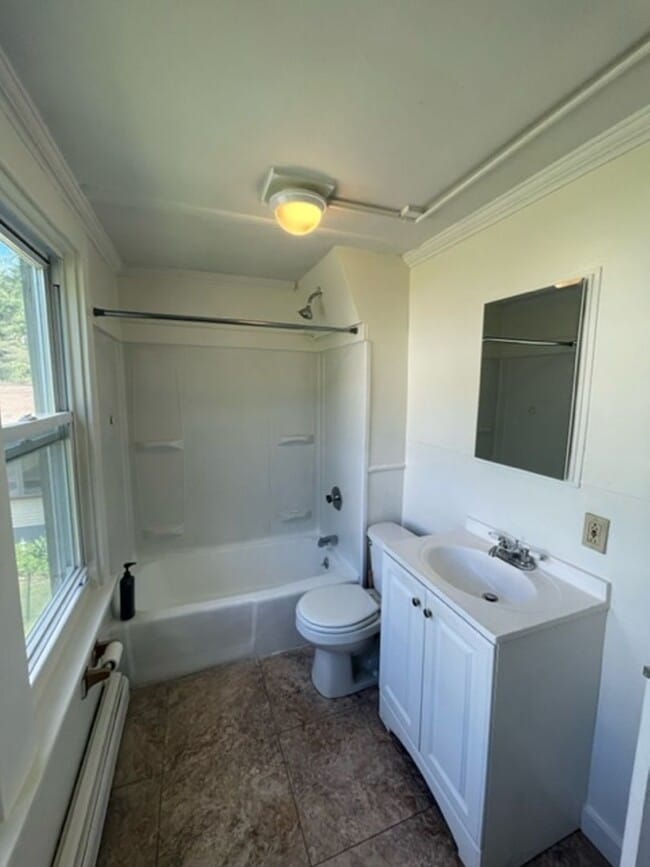 Building Photo - 21-23 Lyman Street