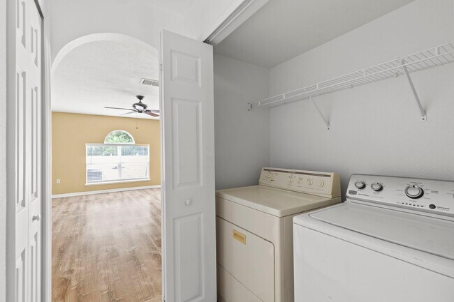 Building Photo - 3609 Fyfield Ct