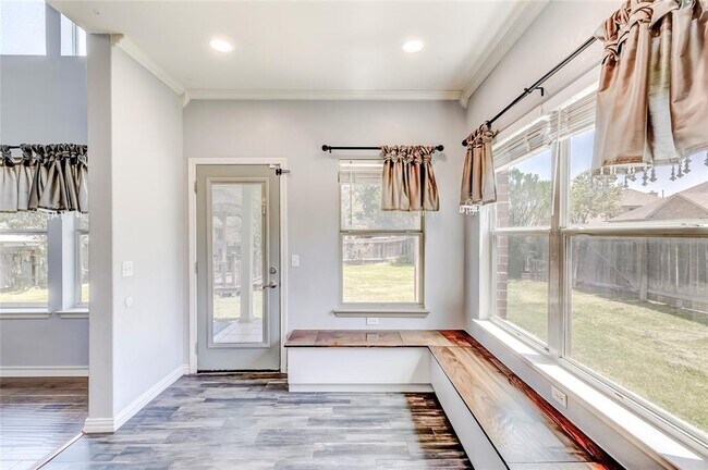 Building Photo - 20913 Mandrake Dr