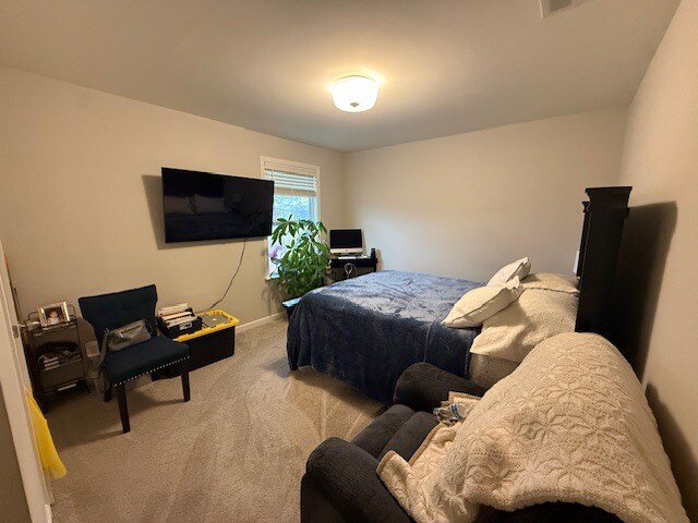 Building Photo - 648 Meadowlark Dr