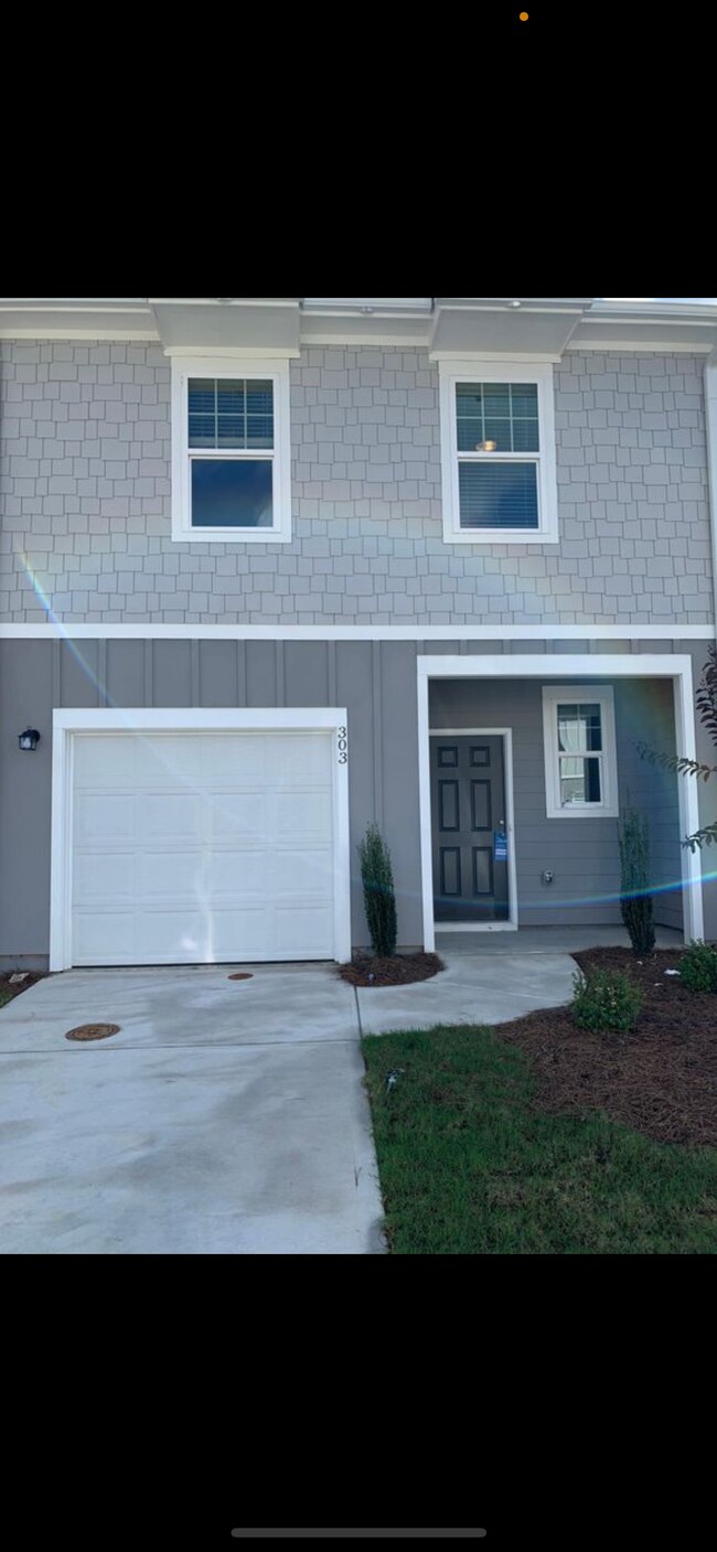 303 Penn Station Way 303 Penn Station Way Cartersville GA 30120