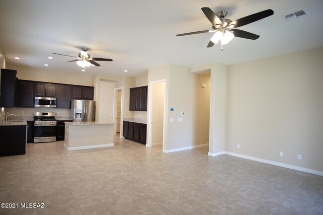 Building Photo - 3462 W Ringtail Den Way
