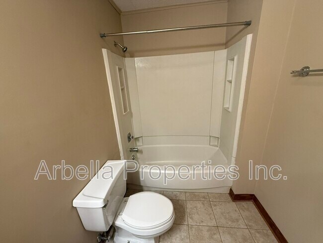Building Photo - 1608 Herrin Dr