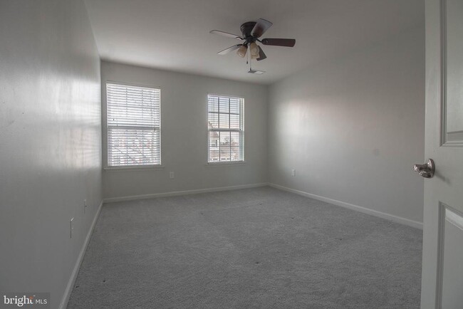 Building Photo - 143 Margaretta Dr