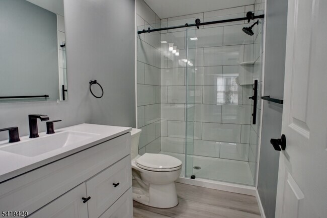 Building Photo - 15 Conover Terrace