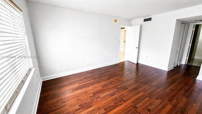 Building Photo - 4255 N University Dr