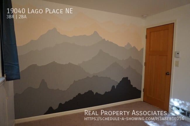 Building Photo - 19040 Lago Pl NE
