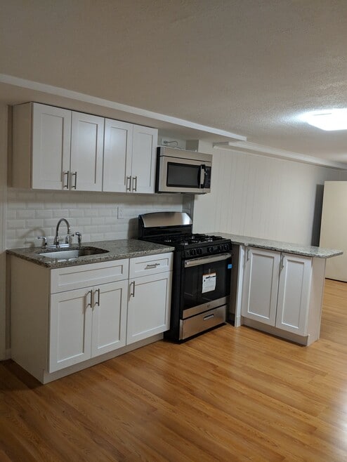 Building Photo - 153 Weigands Ln