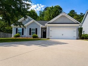 Building Photo - 217 Whispering Oak Ln