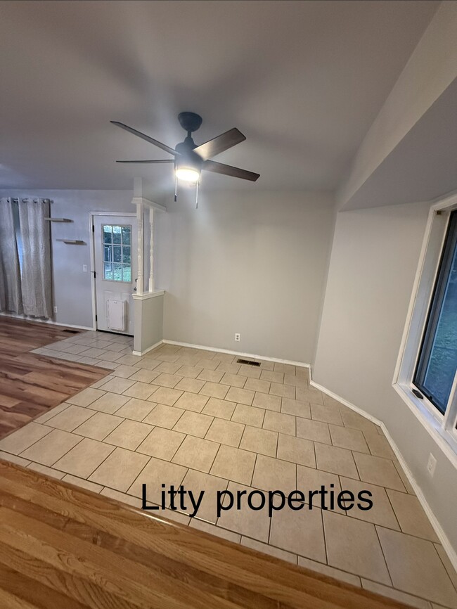 Building Photo - 943 Redwing Trail