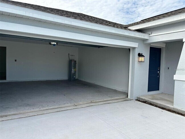 Building Photo - 828 Daring Dr