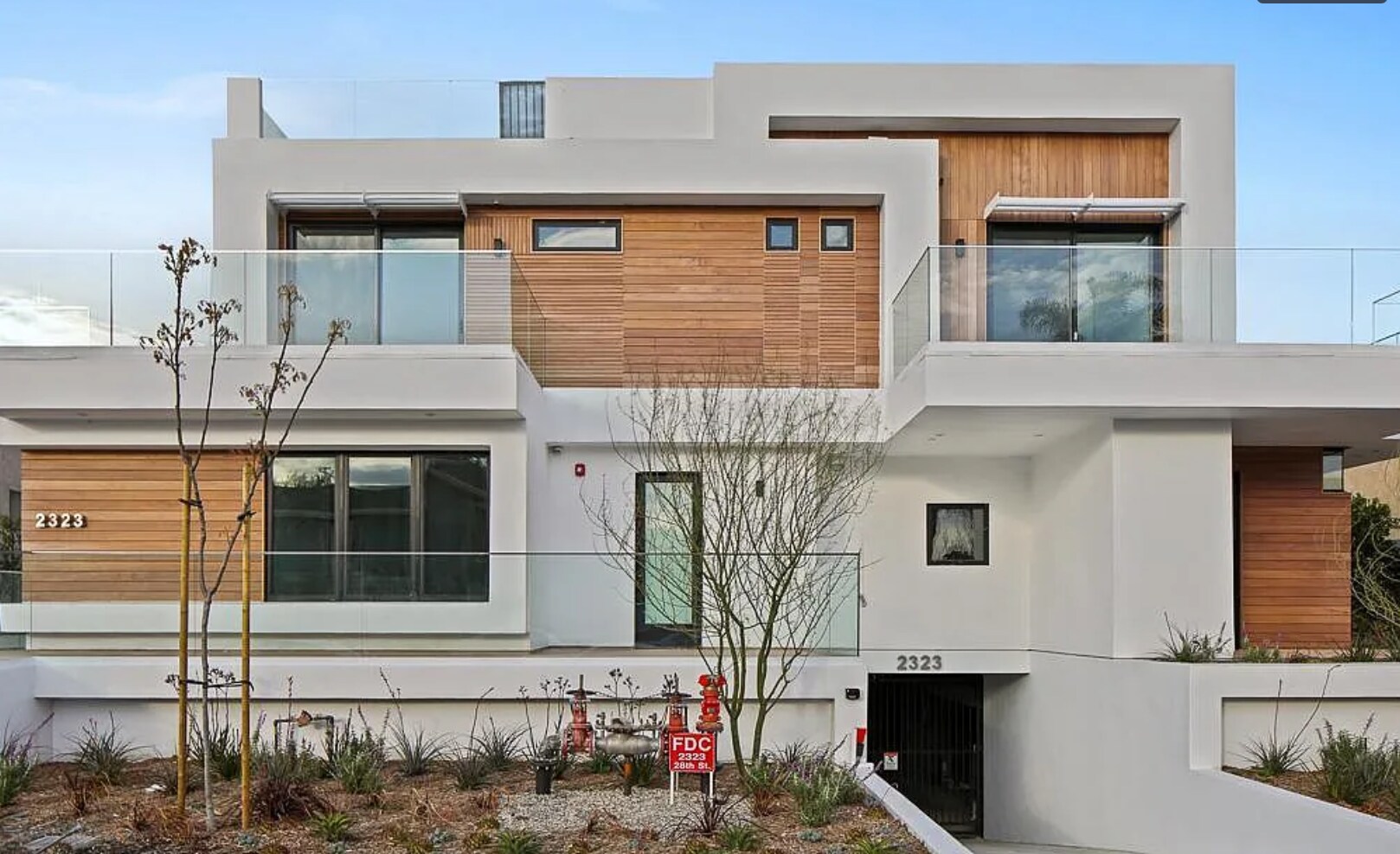 Building Photo - 2323 28th St