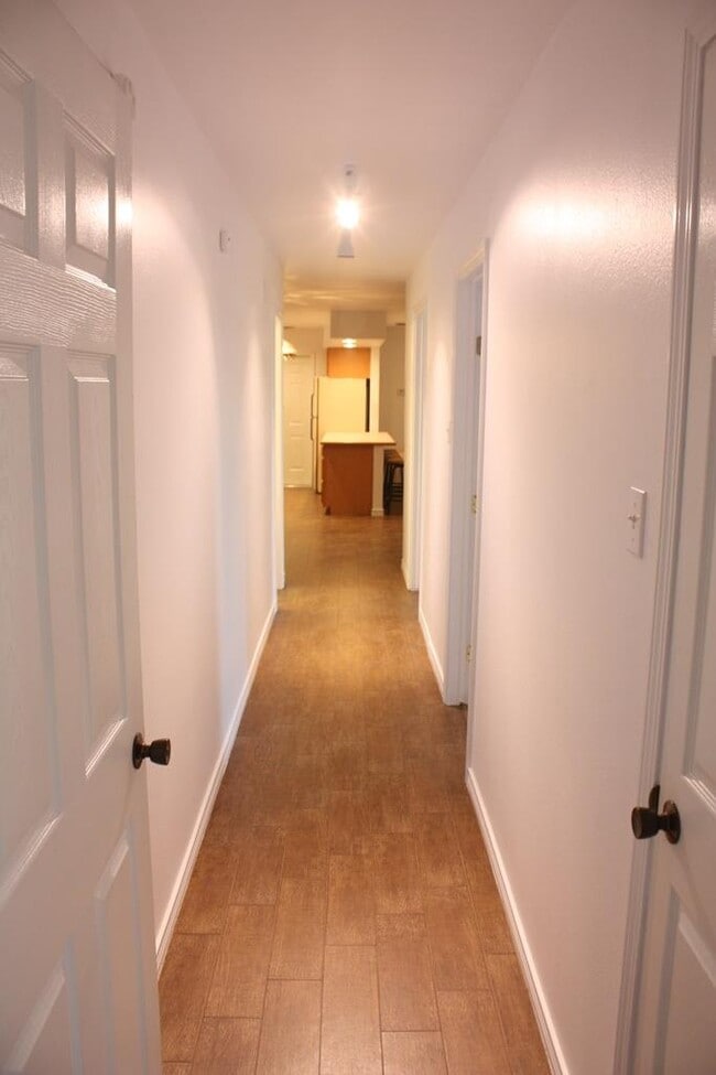 Building Photo - 1316 Carol Ann Dr