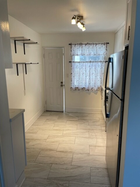 Building Photo - 1906 Camino de la Costa