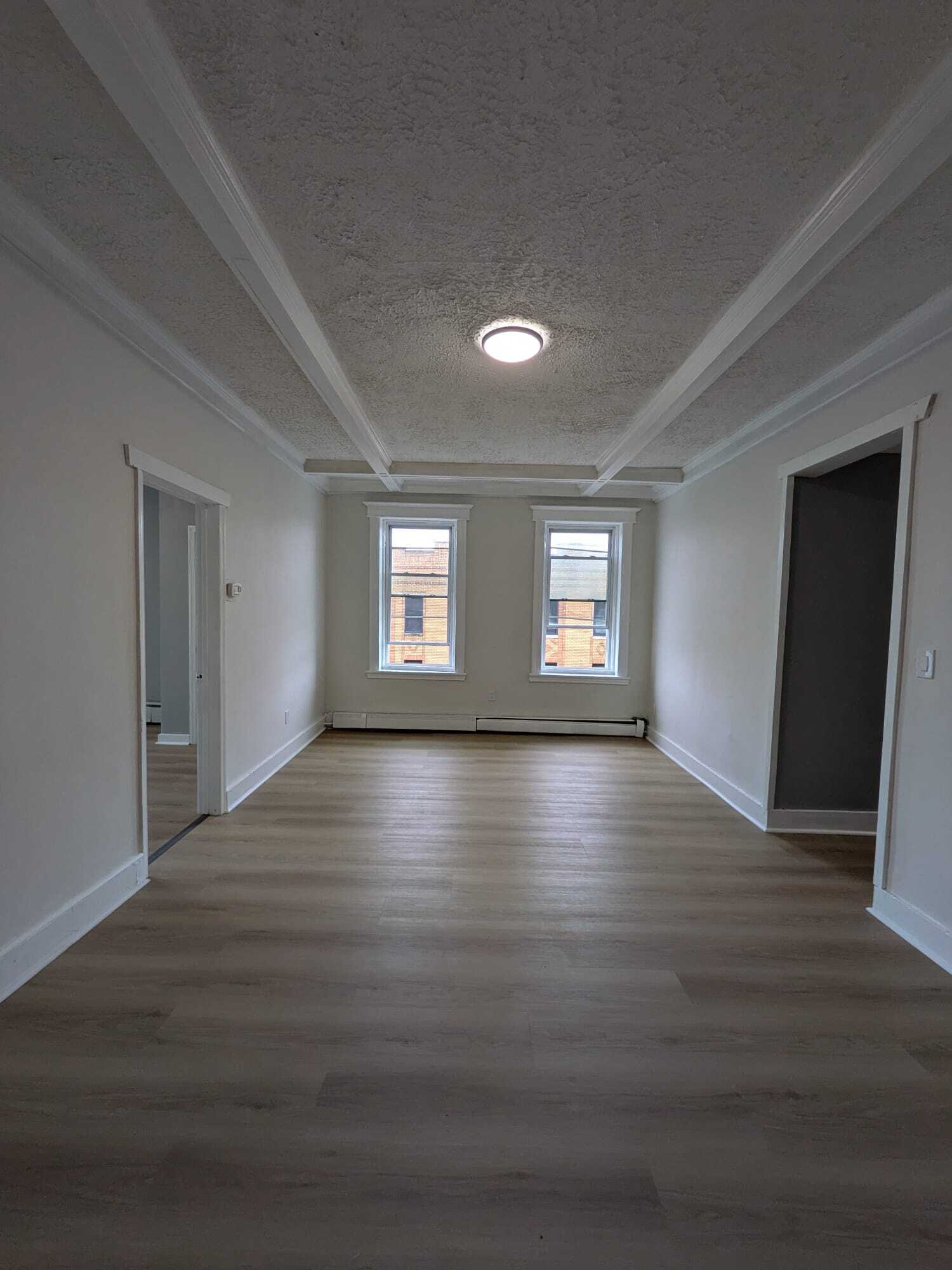 Building Photo - 970 Broadway