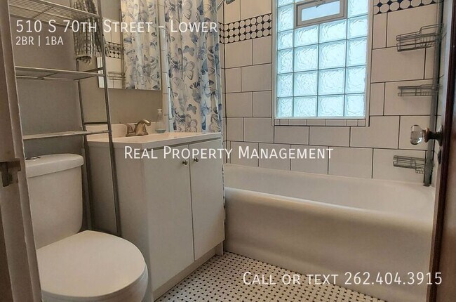 Building Photo - 510 S 70th St