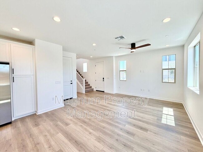 Building Photo - 29561 Monarch Rd