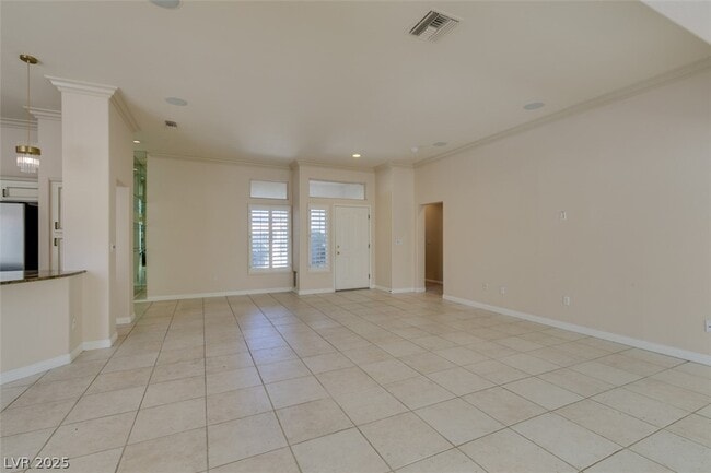 Building Photo - 10041 Woodhouse Dr