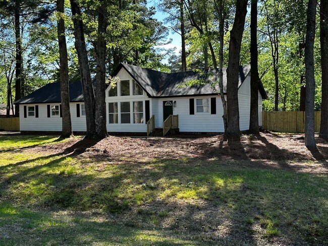 Building Photo - RENTAL HOME 4BD/3BTH