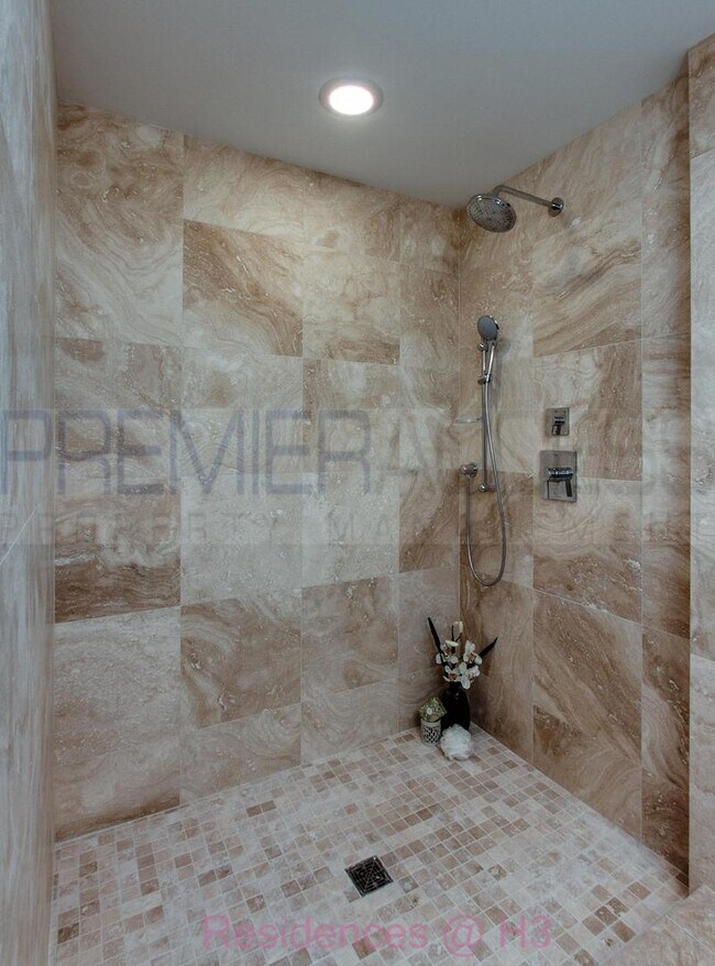 Building Photo - Northern Liberties Townhome