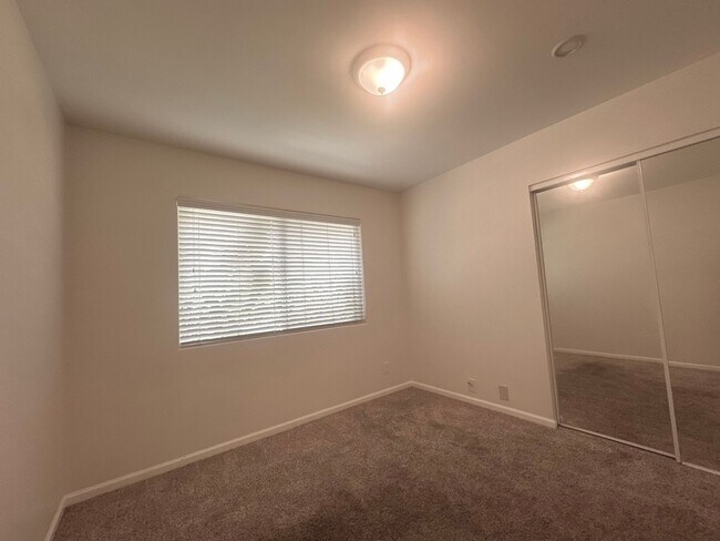 Building Photo - Maricopa