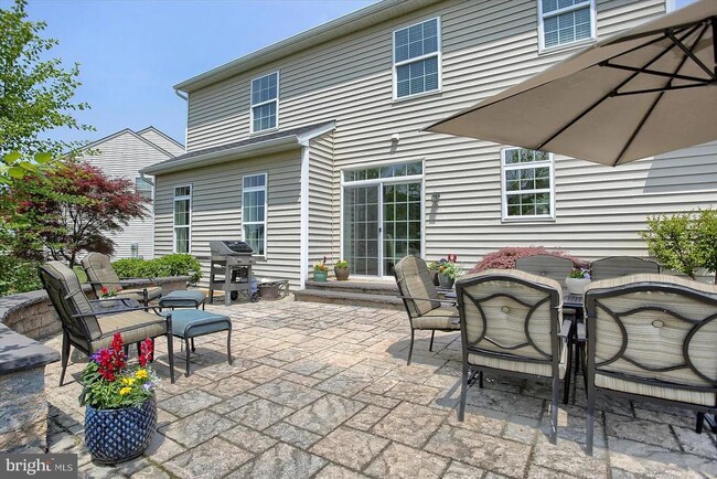 Building Photo - 834 Northern Spy Dr