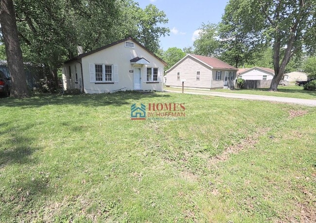 Building Photo - Three bedroom House | Two Bathroom