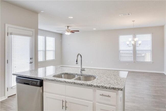 Building Photo - 14202 McCoy Lp