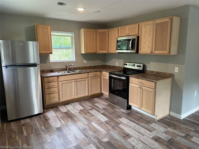 Building Photo - 208 Wortham Dr