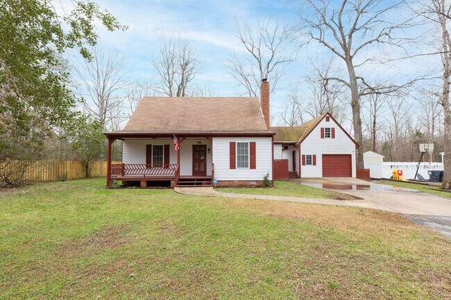 Building Photo - Serene Living in Chesterfield