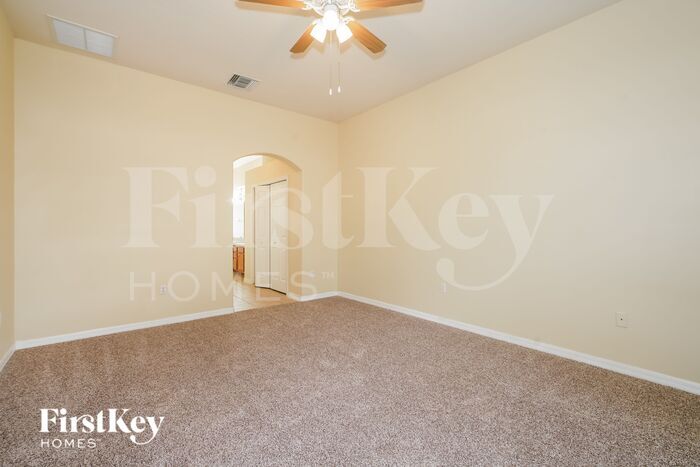 Building Photo - 4693 Huron Bay Cir