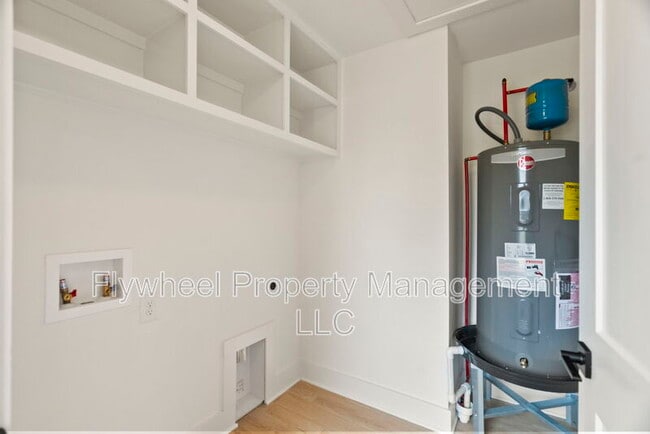 Building Photo - 103 Rayon Dr