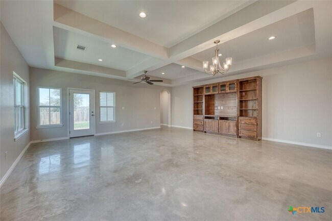 Building Photo - 1516 Stonecrest Dr
