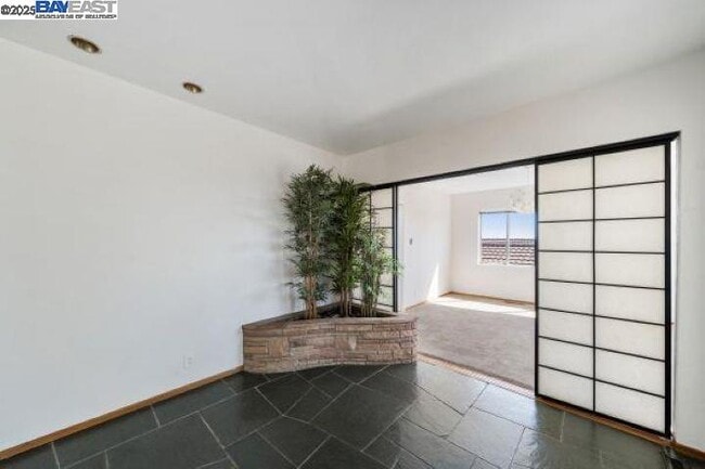 Building Photo - 4120 Rhoda Ave